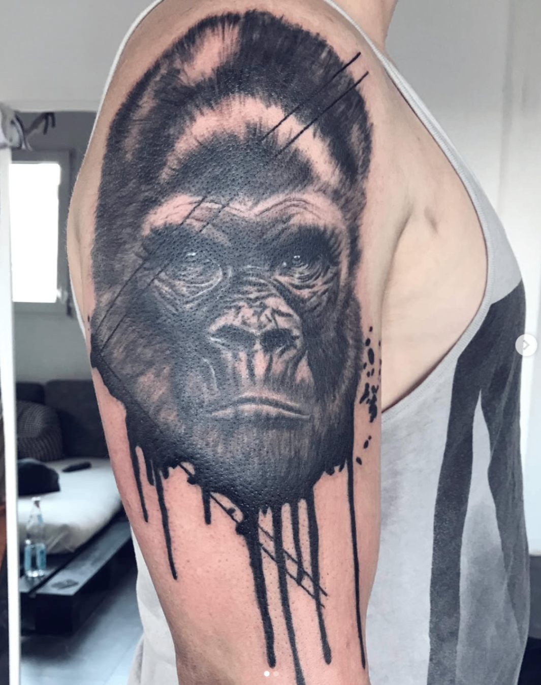 Realism silverback gorilla with ink drips on shoulder