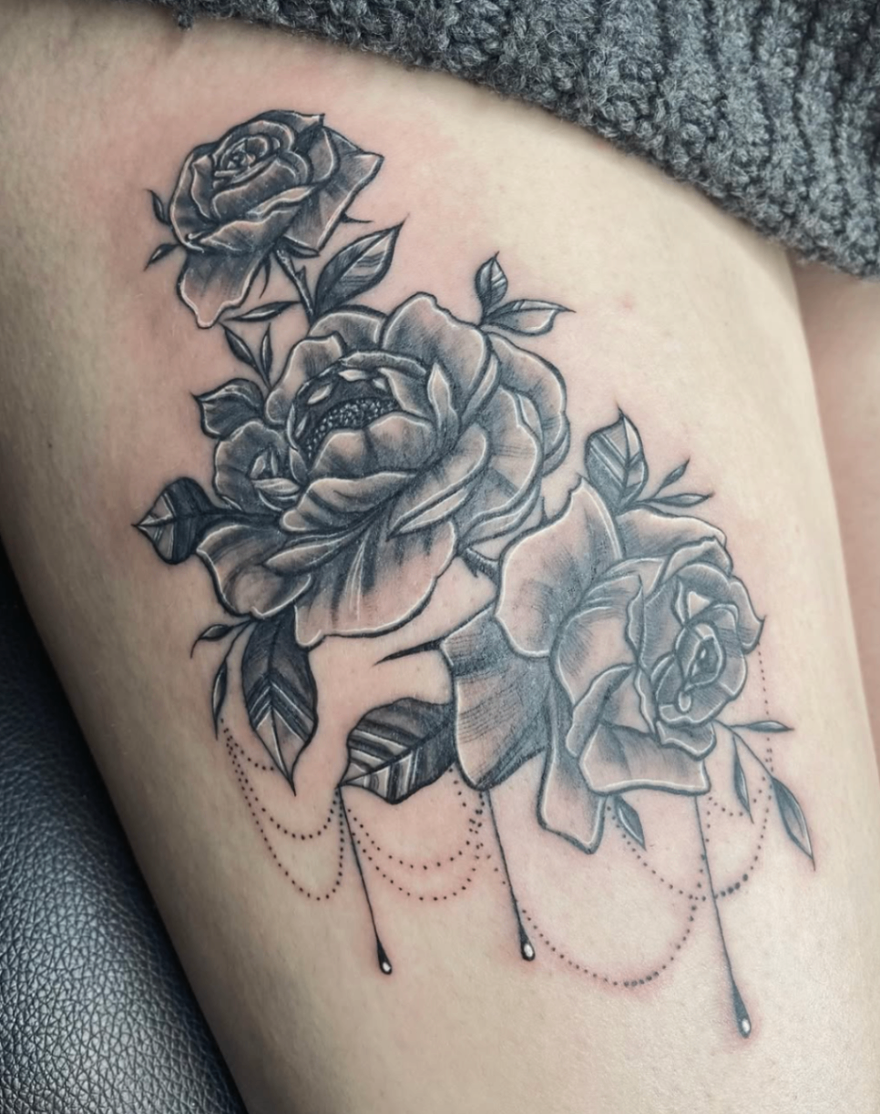 Black and grey roses with ornamental dot chains